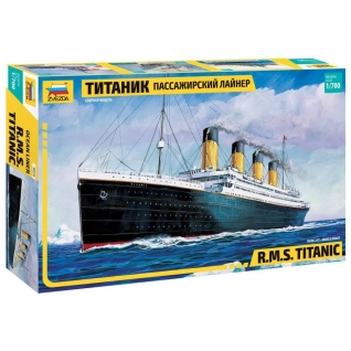Сборная модель "Пассажирский лайнер Титаник", 1:700 Звезда