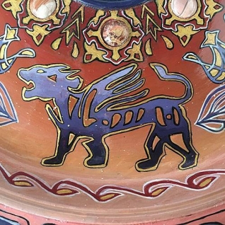 Декоративная тарелка на стену с грифонами
