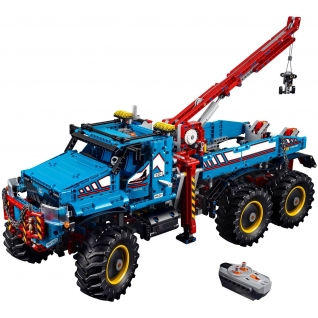 Конструктор Лего "Техник" - Аварийный внедорожник LEGO