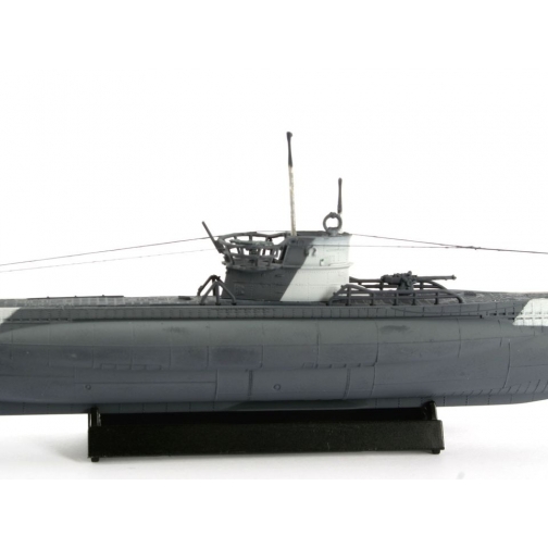 Сборная модель подводной лодки 