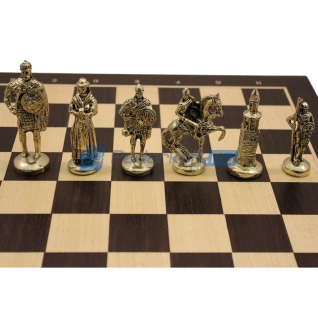Шахматы с тематическими фигурами "Русичи"