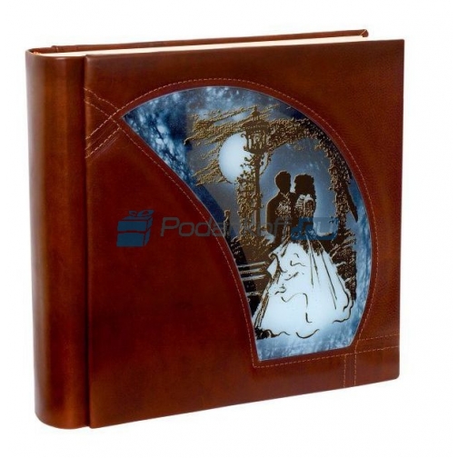 Свадебный альбом с фигурной вставкой «Влюбленные под луной» в кейсе 762824