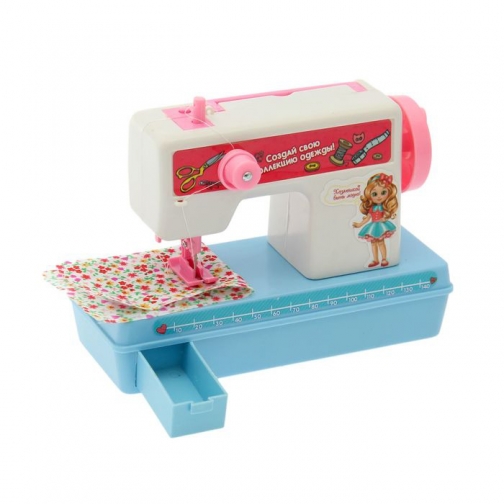 Детская швейная машинка 