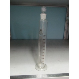 УЦЕНКА (арт-019) Мерный цилиндр 500 мл со стеклянной пробкой 29/32 (ИСП 2 - 2 кл.точн. )